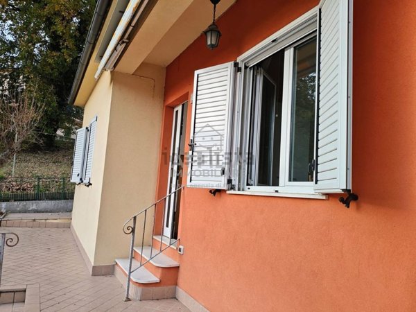casa indipendente in vendita a Castelplanio in zona Macine