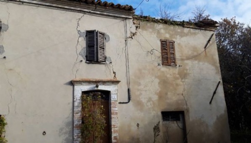 casa indipendente in vendita a Castelplanio in zona Piagge