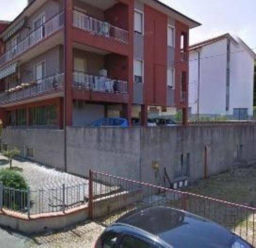 negozio in vendita a Castelplanio in zona Macine