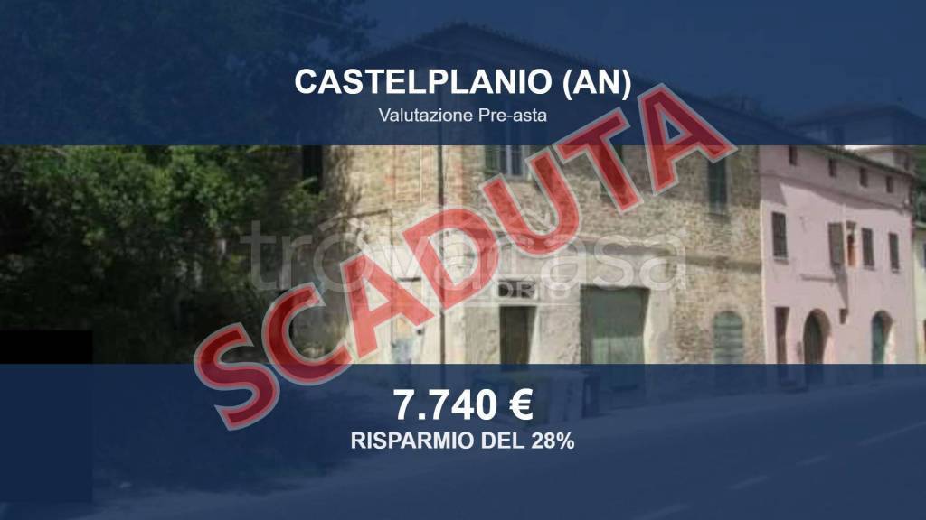 locale commerciale in vendita a Castelplanio in zona Borgo Loreto