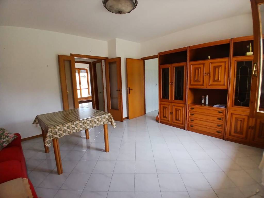 appartamento in vendita a Castelplanio in zona Macine