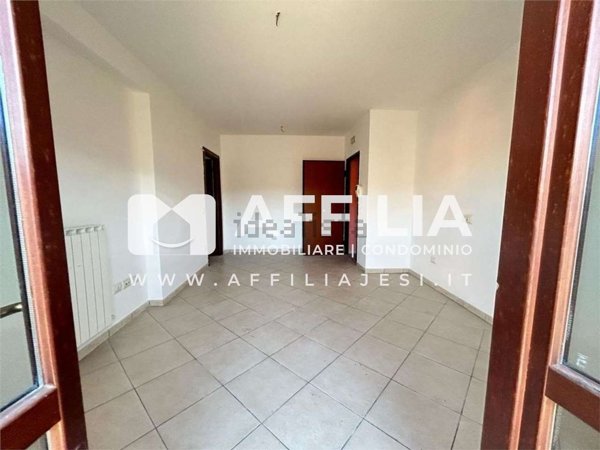 appartamento in vendita a Castelplanio in zona Macine