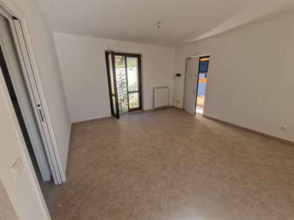 appartamento in vendita a Castelplanio in zona Macine