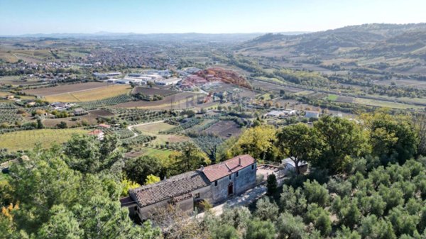 casa indipendente in vendita a Castelplanio in zona Piagge