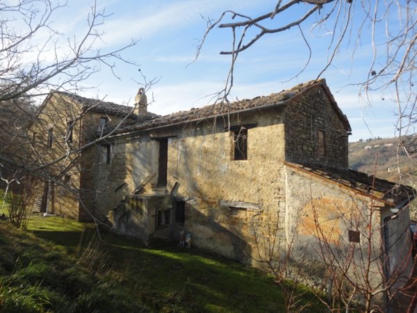 casa indipendente in vendita a Castelplanio in zona Pozzetto