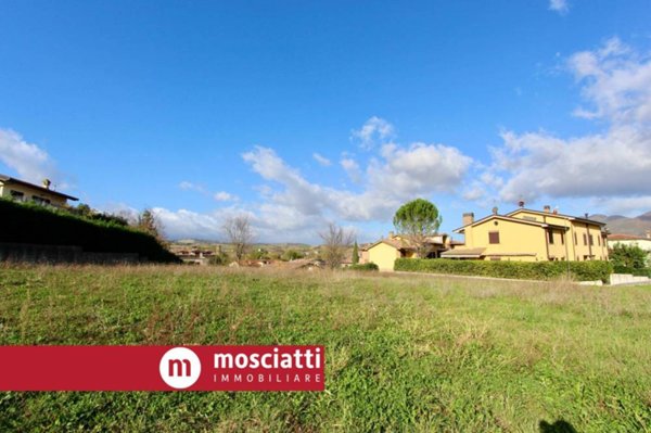 terreno edificabile in vendita a Cerreto d'Esi