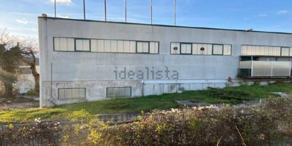 capannone in vendita a Cerreto d'Esi