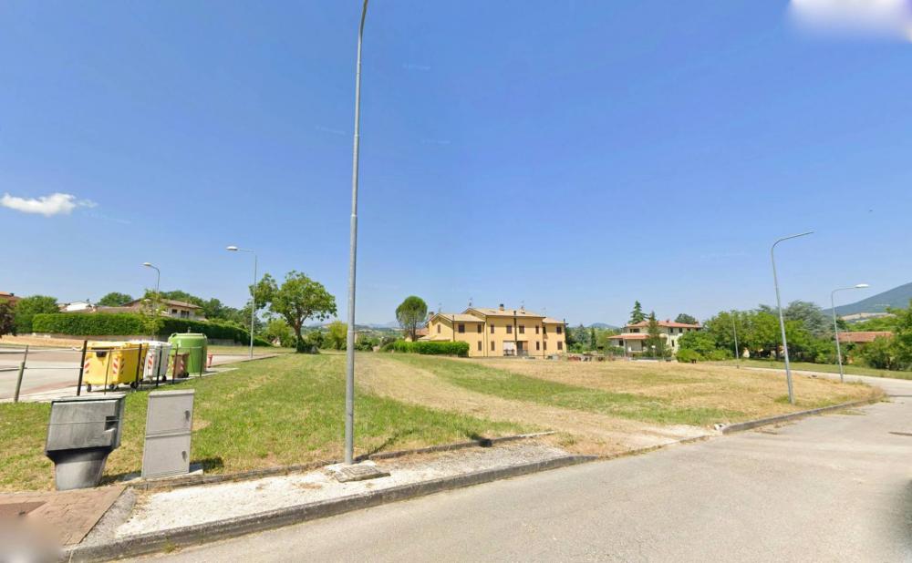 negozio in vendita a Cerreto d'Esi