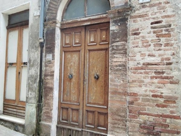 casa indipendente in vendita a Cerreto d'Esi
