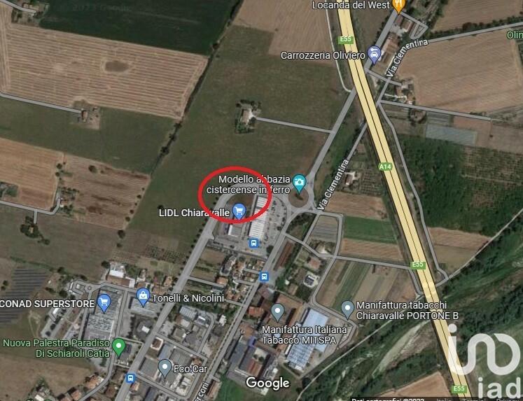 terreno edificabile in vendita a Chiaravalle
