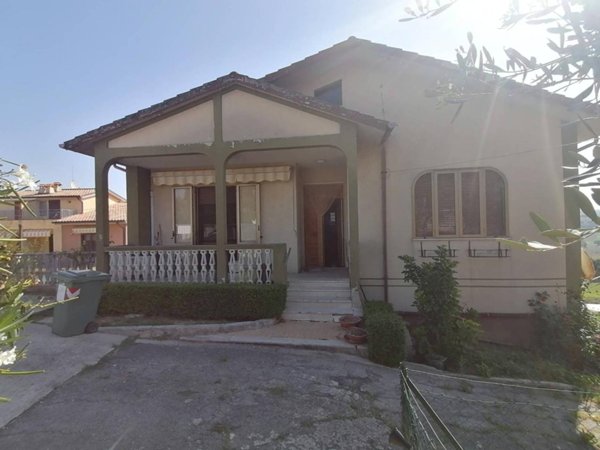 casa indipendente in vendita a Chiaravalle in zona Grancetta