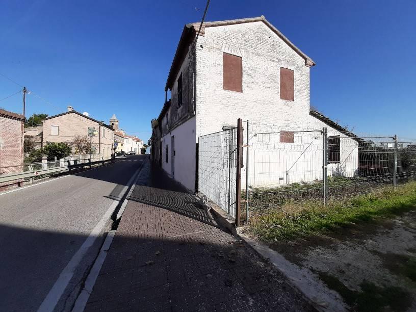 appartamento in vendita a Chiaravalle in zona Grancetta