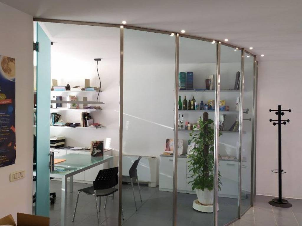 ufficio in vendita a Chiaravalle