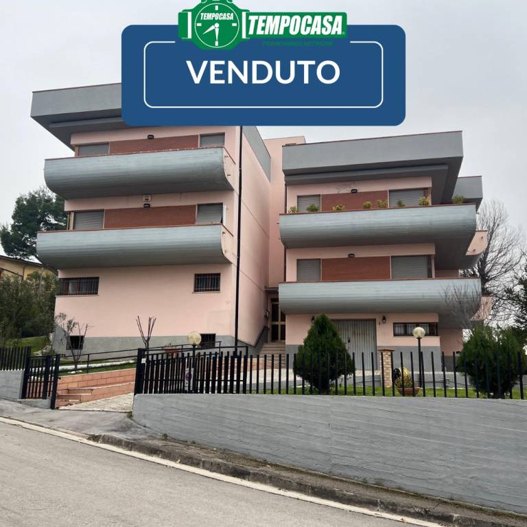 appartamento in vendita a Chiaravalle in zona Grancetta