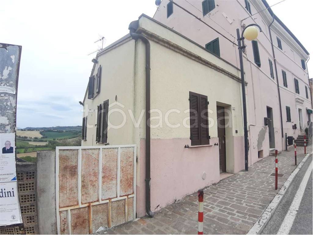 appartamento in vendita a Chiaravalle in zona Grancetta