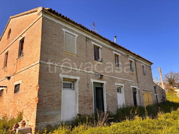 casa indipendente in vendita a Chiaravalle in zona Galoppo