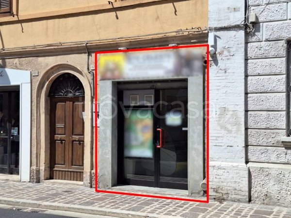 negozio in vendita a Chiaravalle