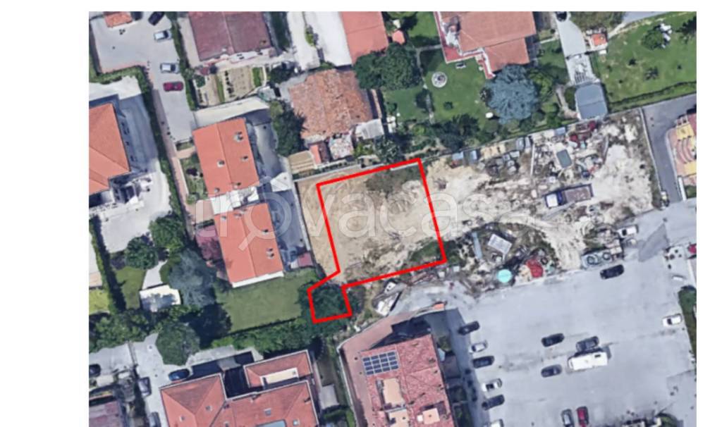 terreno edificabile in vendita a Chiaravalle