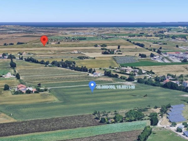 terreno agricolo in vendita a Chiaravalle