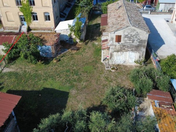 casa indipendente in vendita a Chiaravalle in zona Grancetta