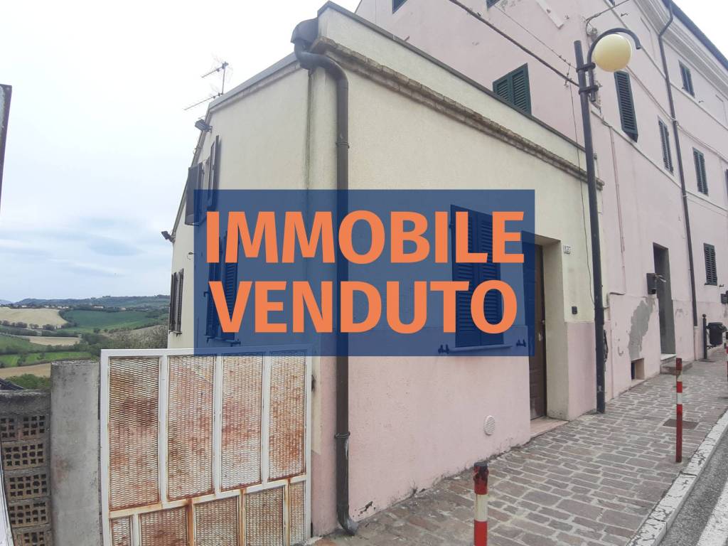 appartamento in vendita a Chiaravalle in zona Grancetta