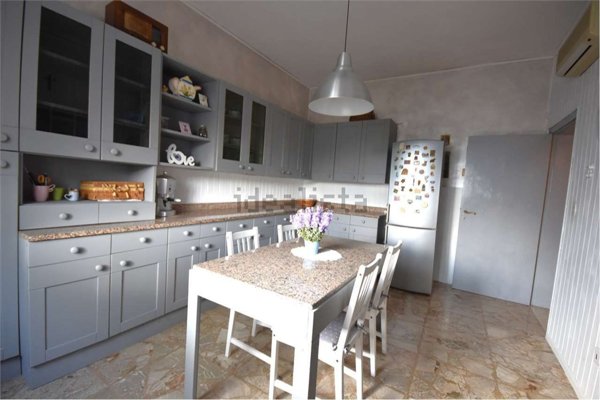 appartamento in vendita a Chiaravalle in zona Grancetta