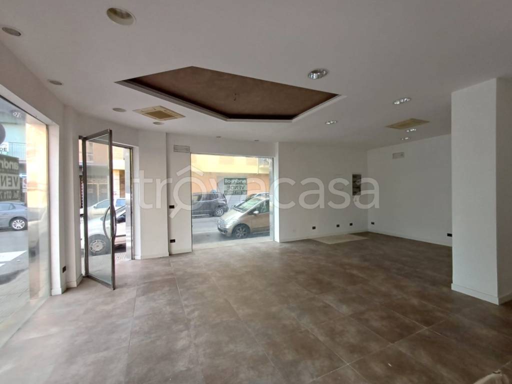 negozio in vendita a Chiaravalle