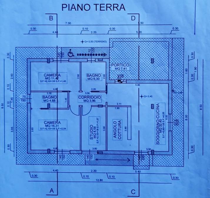 casa indipendente in vendita a Chiaravalle