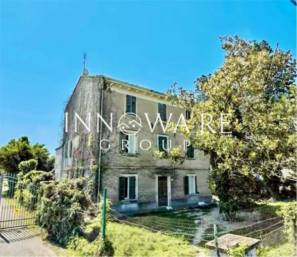 casa indipendente in vendita a Chiaravalle