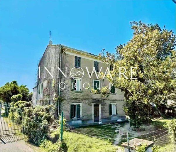 casa indipendente in vendita a Chiaravalle