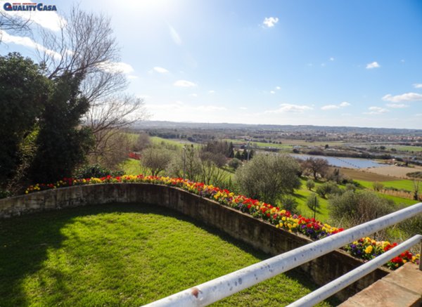 casa indipendente in vendita a Chiaravalle in zona Grancetta