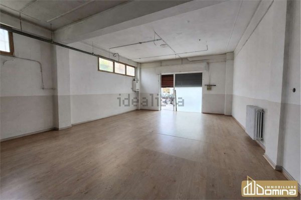 negozio in vendita a Chiaravalle