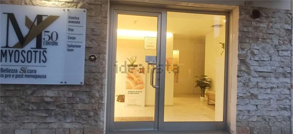 locale commerciale in vendita a Chiaravalle