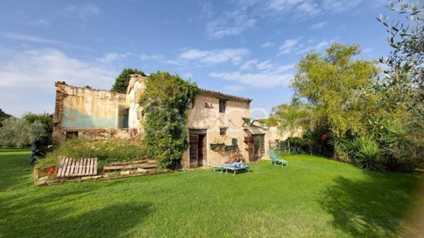 casa indipendente in vendita a Corinaldo in zona Ville