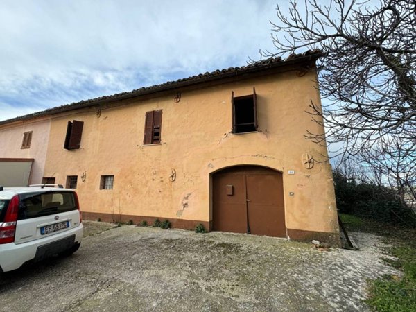 casa indipendente in vendita a Corinaldo
