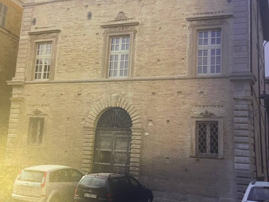 intera palazzina in vendita a Corinaldo