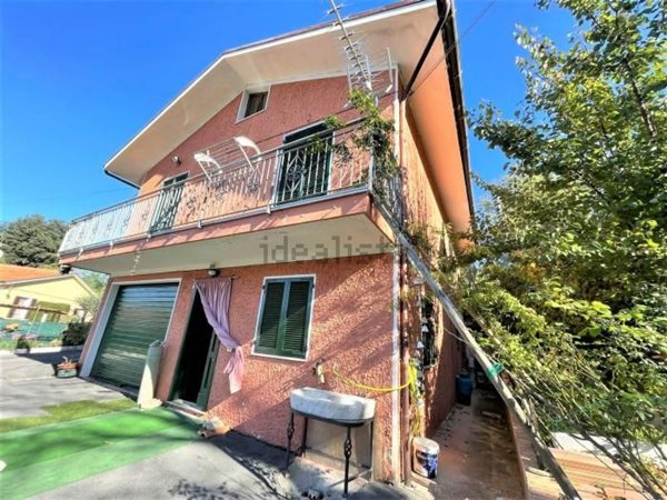 casa indipendente in vendita a Corinaldo