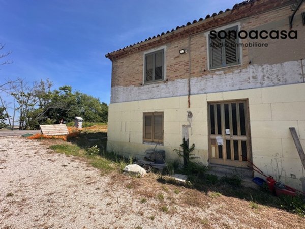 casa indipendente in vendita a Corinaldo