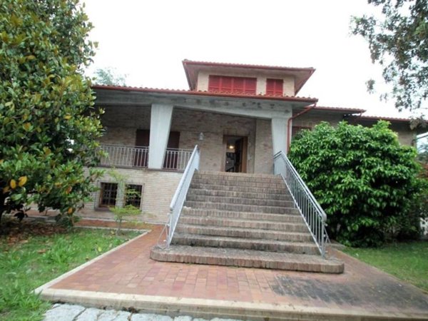 casa indipendente in vendita a Corinaldo