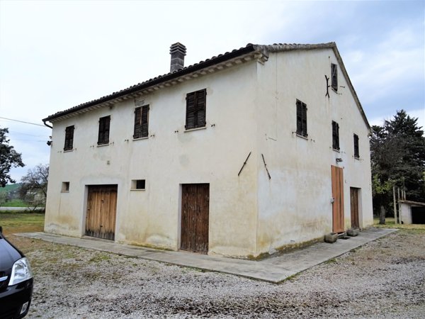 casale in vendita a Corinaldo