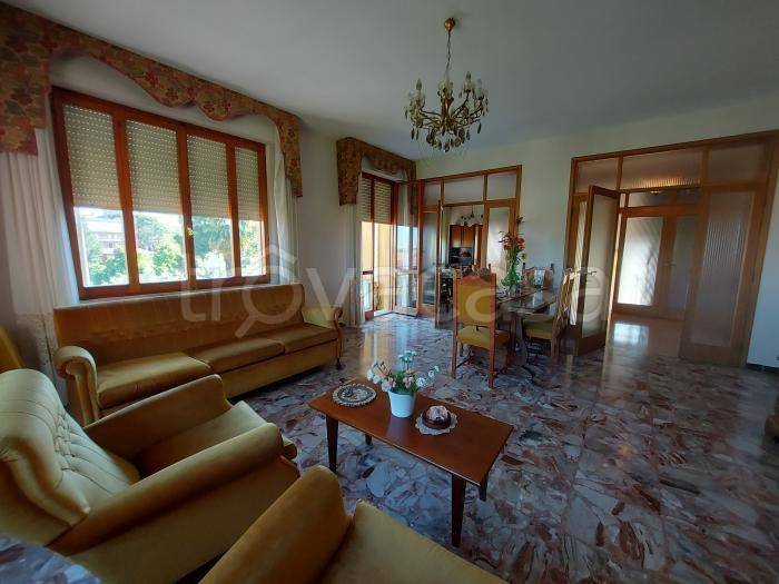 casa indipendente in vendita a Corinaldo