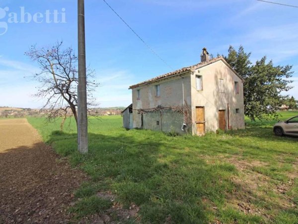 casale in vendita a Corinaldo in zona Ville