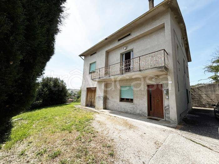 casa indipendente in vendita a Corinaldo