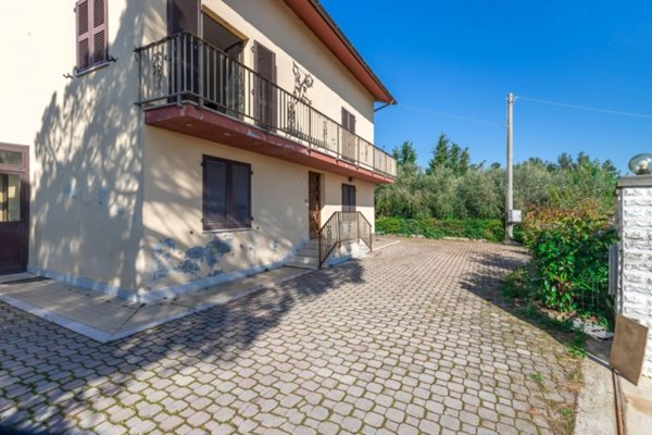 casa indipendente in vendita a Corinaldo in zona Santa Maria