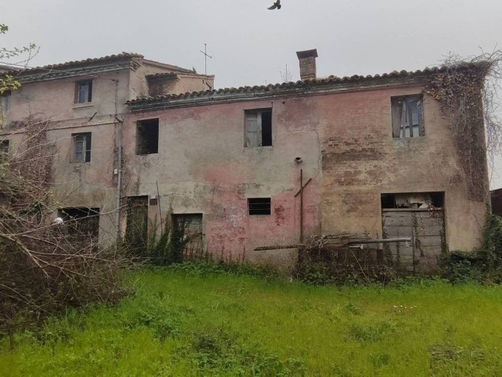 casa indipendente in vendita a Corinaldo