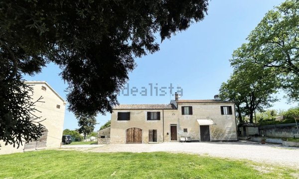 casa indipendente in vendita a Corinaldo