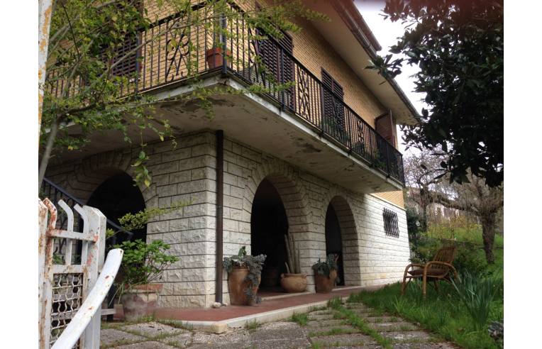casa indipendente in vendita a Corinaldo