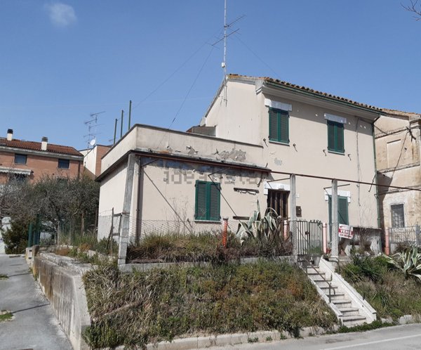 casa indipendente in vendita a Corinaldo