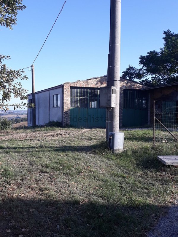 capannone in vendita a Corinaldo