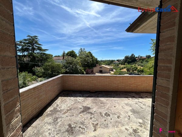 casa indipendente in vendita a Corinaldo